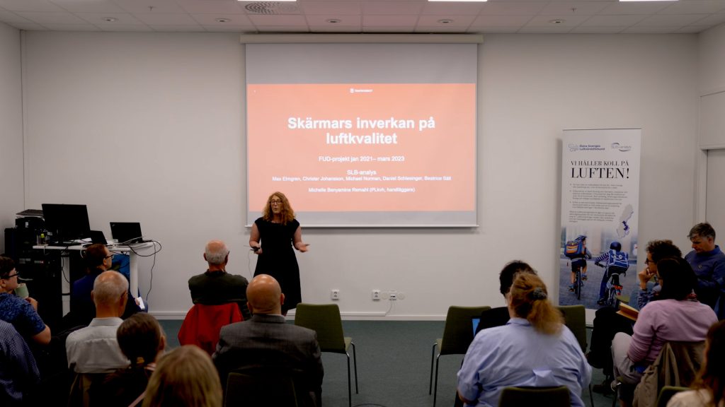 Styrelsen sammanträder thumbnail.